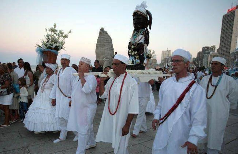 Una nueva ceremonia junto al mar