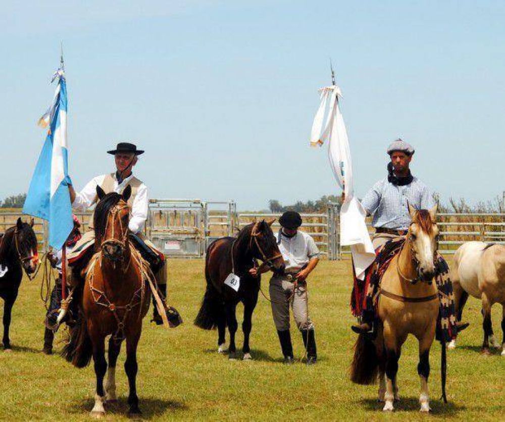 Mar Chiquita vive la fiesta de la VIII Exposici�n de Caballos