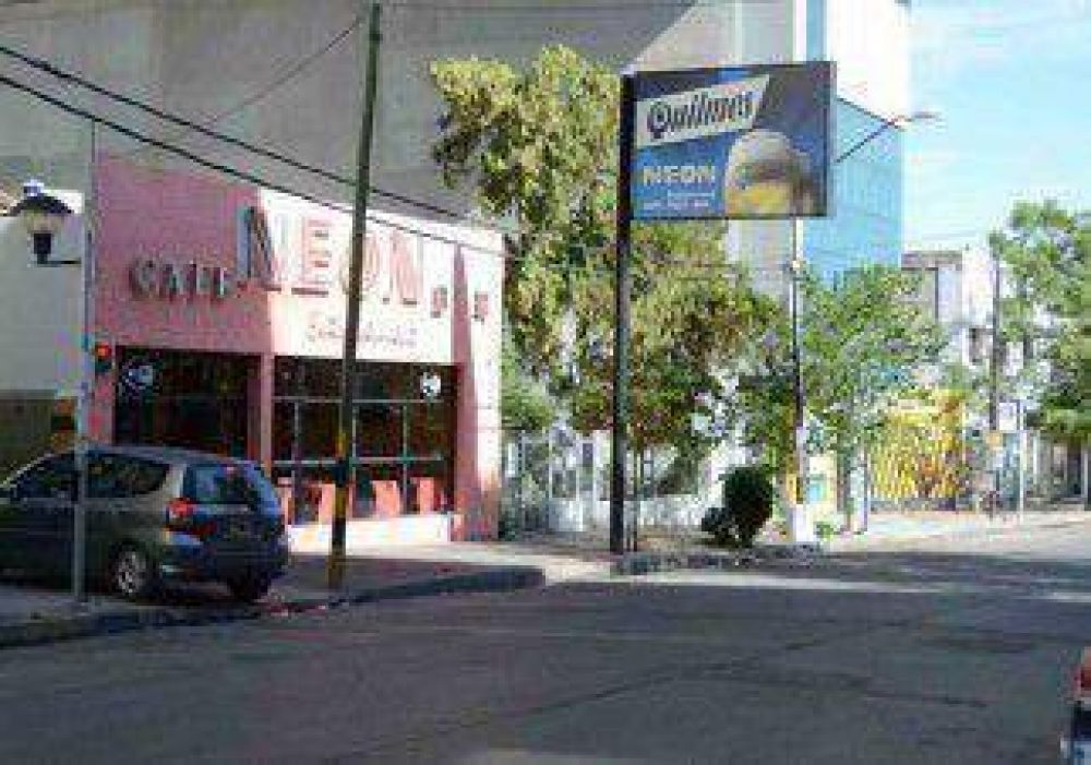 Apu�alaron a un hombre en pleno centro 