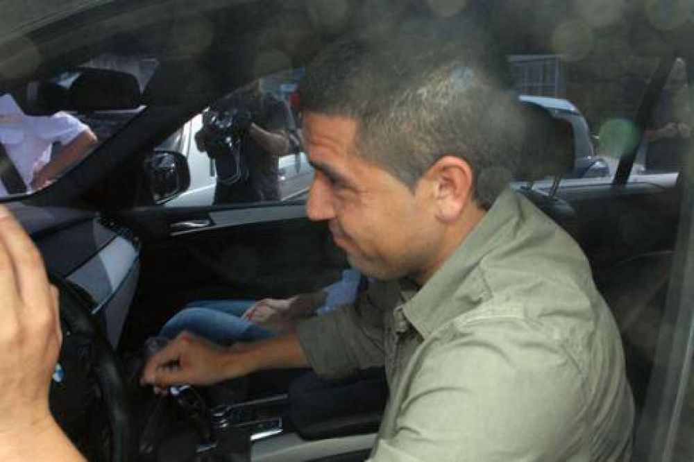 Riquelme le responder� a Tigre el martes