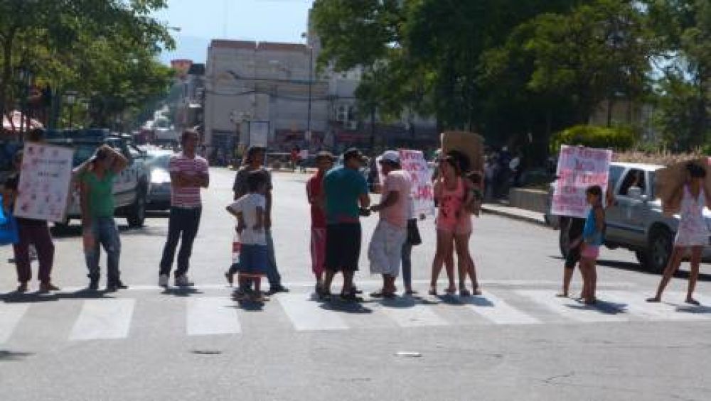 Guti�rrez: �Mientras sigan usurpando no van a tener soluci�n�