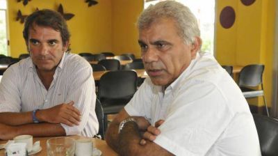 Pe�aloza: Si Mestre avanza en la licitaci�n habr� problemas serios