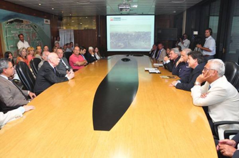 Ternium Siderar present� un nuevo fasc�culo: �Encuentro con la Gloria�