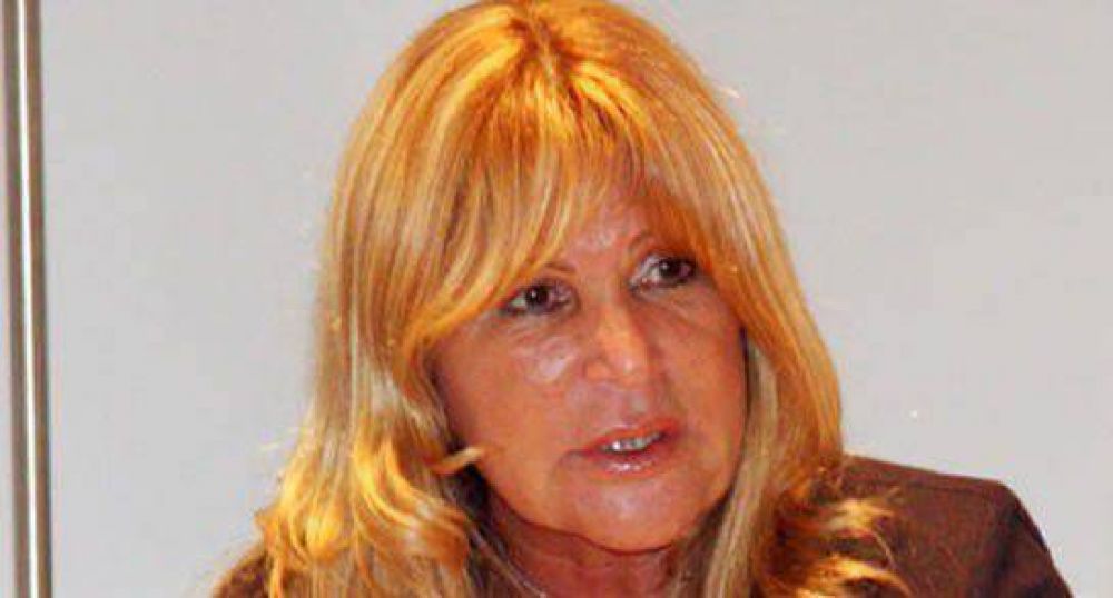 A�da Ayala dice que la desaceleraci�n econ�mica afectar� la coparticipaci�n y los fondos de la soja