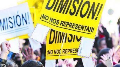 El presidente Rajoy niega todo y dice que no renuncia