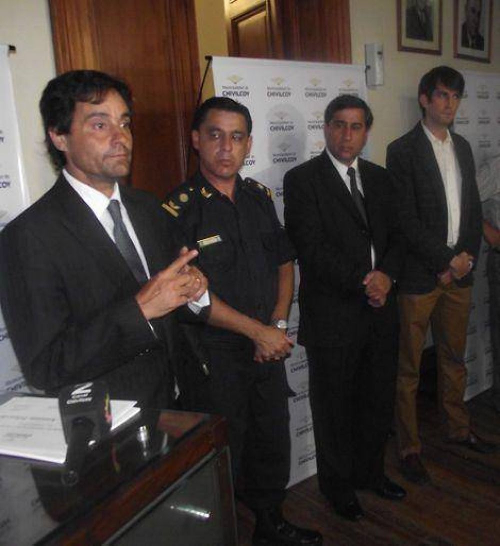 Pittelli repudi� las acusaciones a Ag�ero y brind� un fuerte respaldo a su labor 