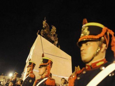 Boudou encabeza los actos oficiales por el bicentenario del Combate de San Lorenzo