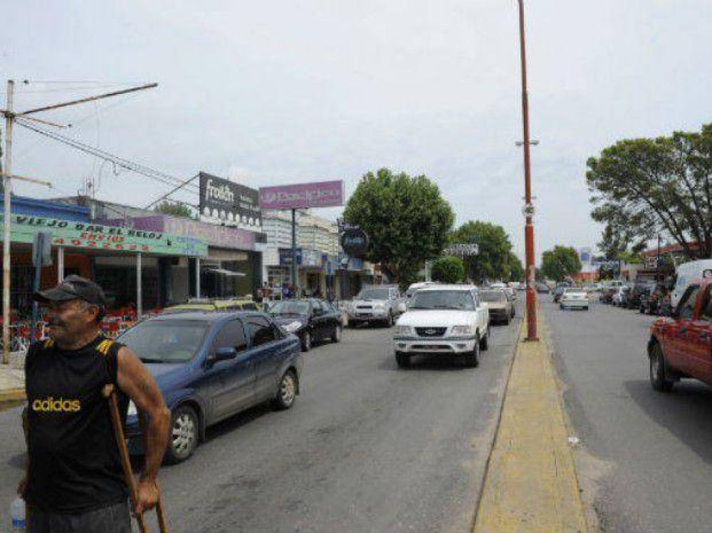 Le disparan y le roban 65 mil pesos en el centro de Villa G. G�lvez: est� grave