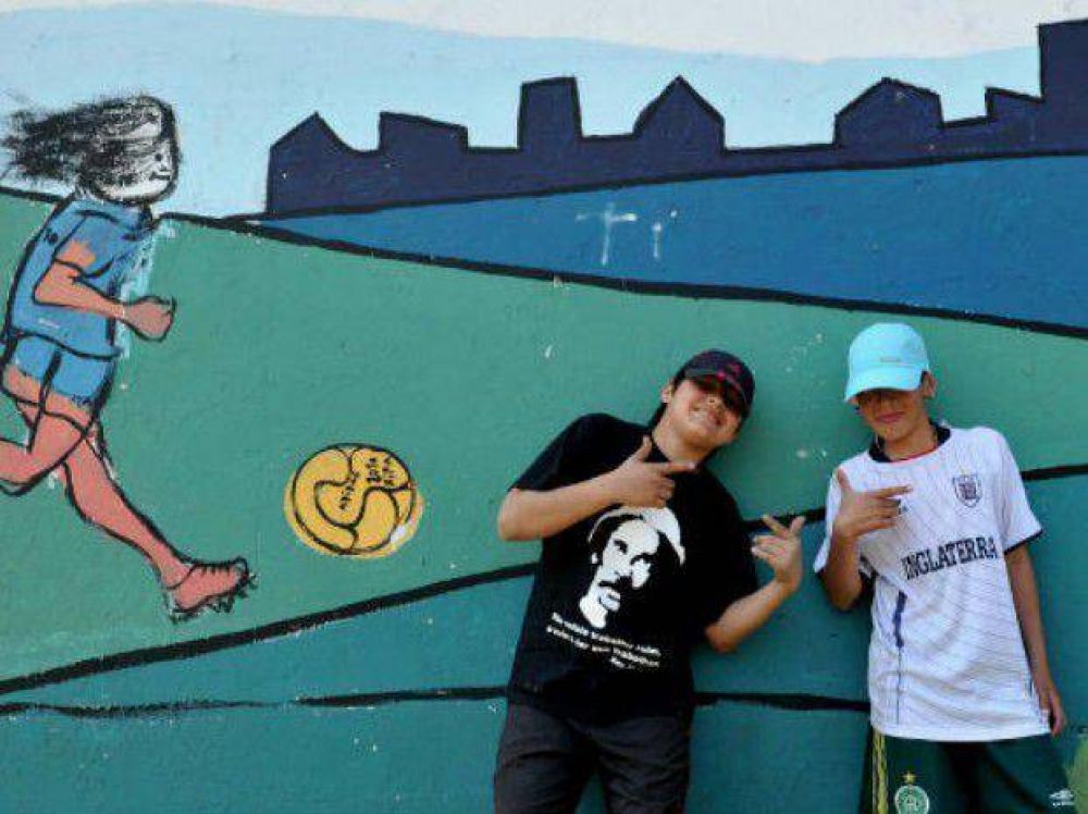 Un plan para que 2.000 j�venes vuelvan a la escuela en siete barrios vulnerables