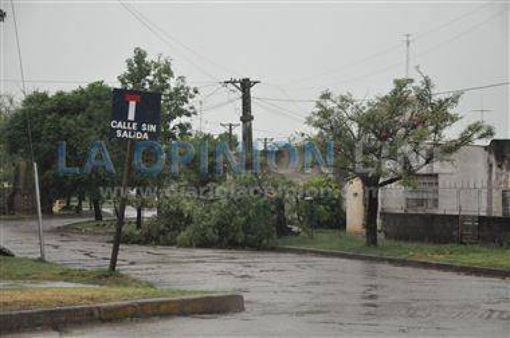 En Sunchales 10 casas con voladuras de techos