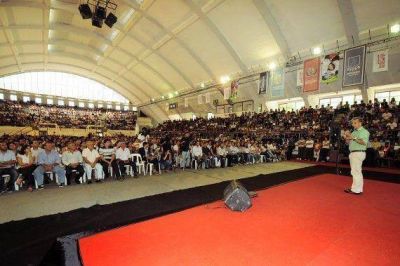 Comenz� ayer la etapa 2013 del Programa Nuevas Empresas de J�venes Sanluise�os