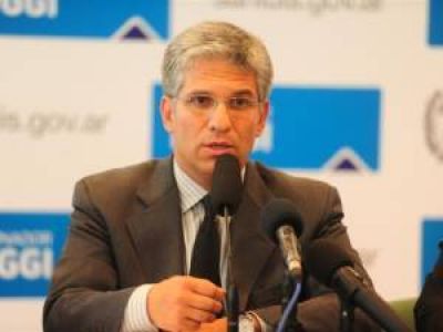 "P�rez me tiene saturado haciendo pol�tica con la promoci�n industrial"