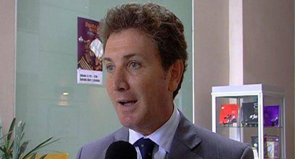 "Si alguien discrimina es el gobierno nacional"
