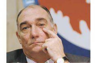 Schiaretti rompi� con Kirchner y blind� la lista en el PJ cordob�s