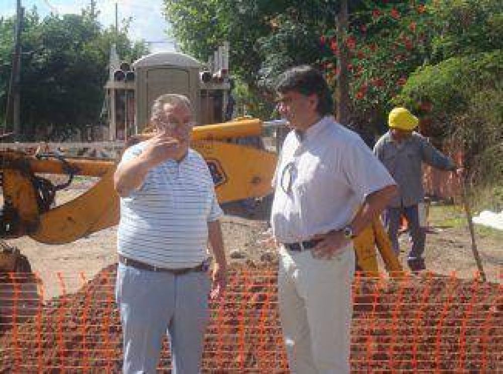 Guti�rrez en mal trance: Gesti�n estancada; secretarios pinchados y pocas obras.