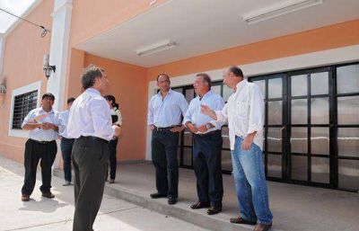Diversas ofertas de capacitaci�n laboral brindar� la nueva Escuela de Artes y Oficios