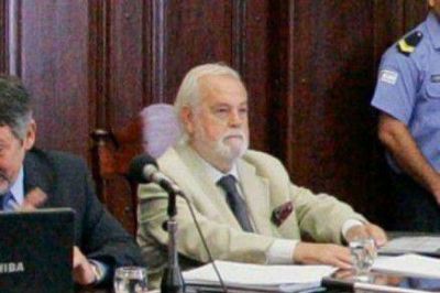 Alperovich rechaz� la renuncia del juez Herrera Molina