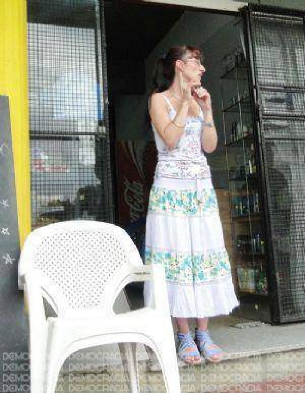 Amenazan con una tijera a comerciante y roban $ 2 mil