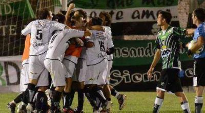 Liniers est� tan derecho que gana hasta cuando no juega bien