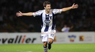 Olego y Klusener fueron letales y Talleres gole� a Racing en el cl�sico del Argentino
