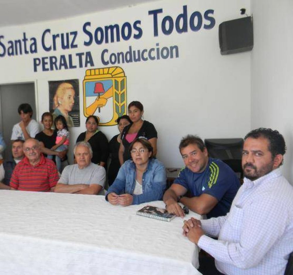 Denunciaron que los despidieron por apoyar a Peralta
