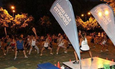 Paseo de Bicicletas Nocturno: Gimnasia, yoga y entretenimiento