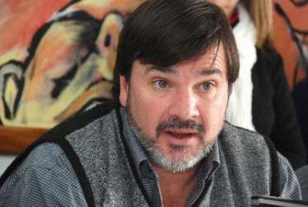 Pichetto busca la unidad, pero Nervi no acepta bajar su candidatura