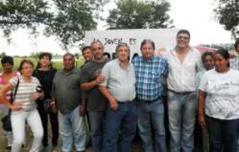Acosta acompa�a a los militantes de la Concertaci�n en Corrientes	