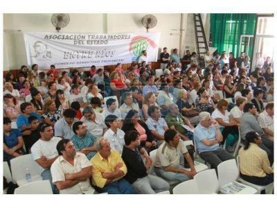 ATE denunci� el ingreso �irregular� de personal en el San Roque