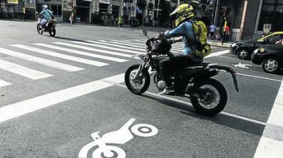 Extienden a m�s avenidas las zonas de detenci�n de motos