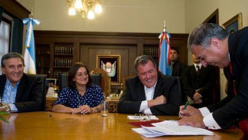 El Gobierno asistir� con $13 millones a los productores