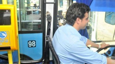 Al boleto de papel le queda 1 mes de vida