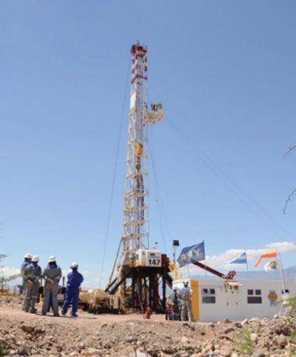 Fuerte apuesta de YPF a la exploraci�n en la provincia