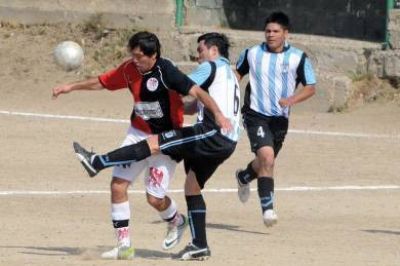 El futbol de la ciudad se re�ne para definir el modo de competencia 2013