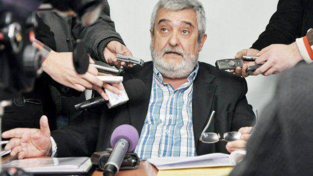Di Filippo insisti� en se�alar que habr�a gente de Comodoro en la adjudicaci�n de viviendas en Rawson