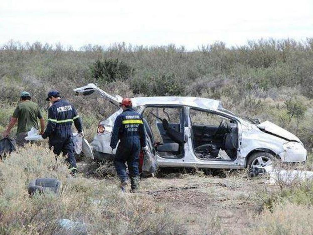 Mueren tres mendocinos al regresar de Las Grutas en una ruta rionegrina