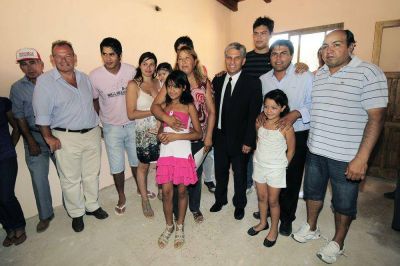 Alto Pencoso. Sigue la entrega de viviendas en toda la provincia
