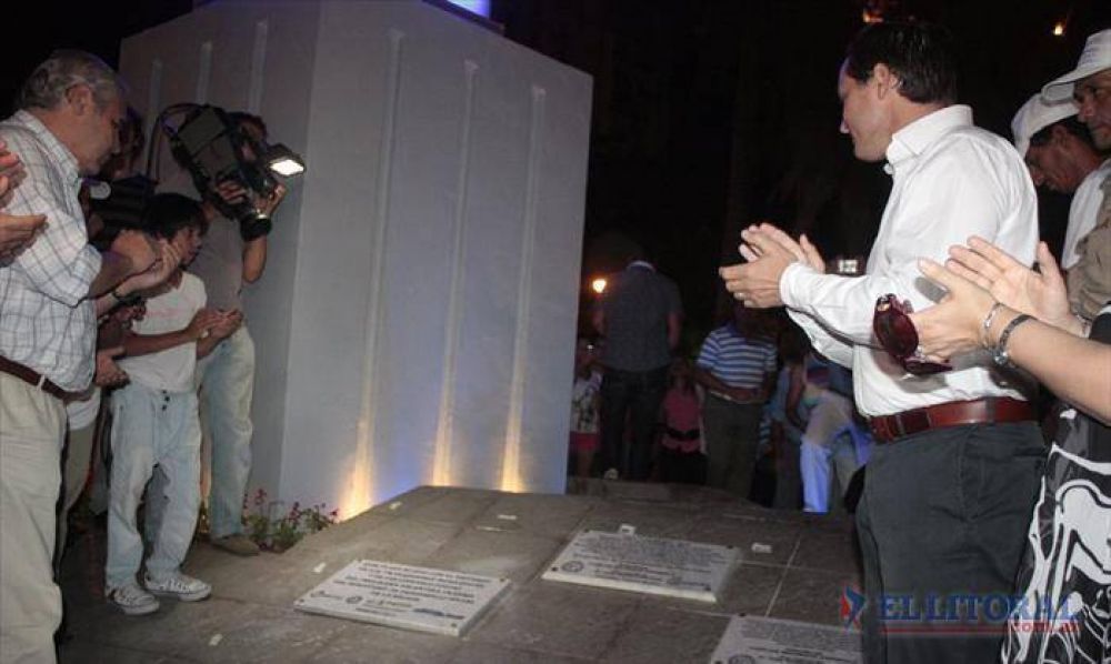 Inauguraron oficialmente las obras de recuperaci�n de la plaza Cabral