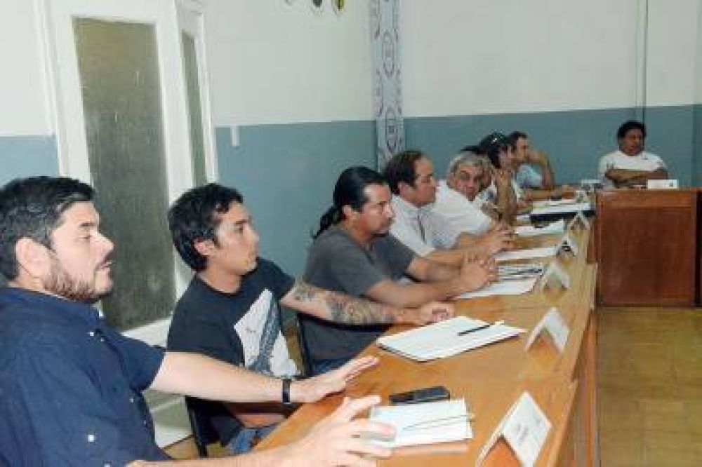 La Liga de futbol aprob� los nuevos torneos
