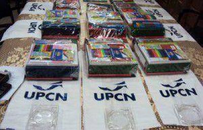 Inscriben para entrega de kits escolares en UPCN