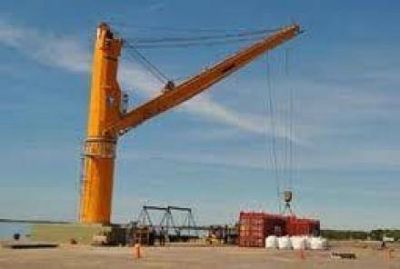 Operan en el Puerto de Formosa con cargamento de hierro de Corumba -Brasil- 
