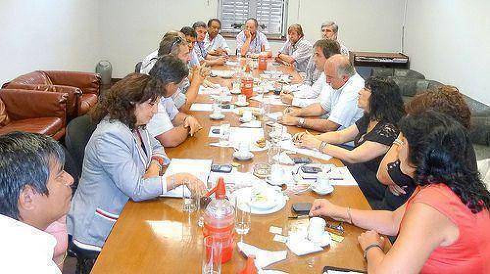 Diputados radicales prometen profundizar reclamo por m�s fondos de coparticipaci�n para la provincia