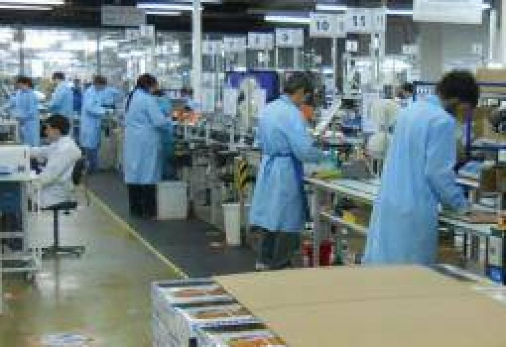 Promoci�n Industrial. Duras cr�ticas en contra del embate mendocino
