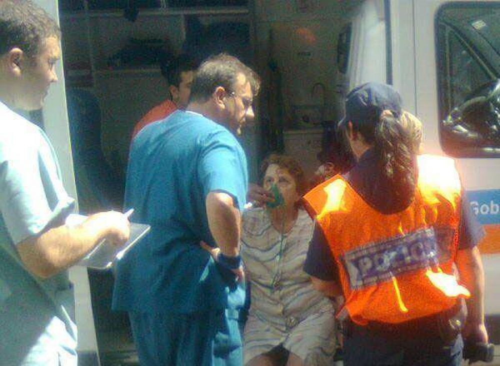 Por un cigarrillo: incendio en Zelarray�n y Sarmiento