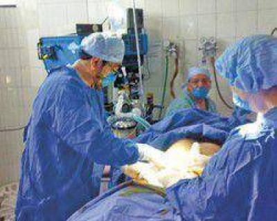 En unos d�as vuelve a funcionar el quir�fano del hospital San Roque de J�chal, y la apertura viene con yapa