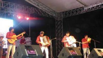 15 mil personas en el Festival de la Candelaria
