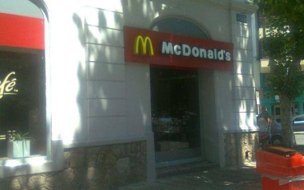 "Besada masiva� contra la discriminaci�n