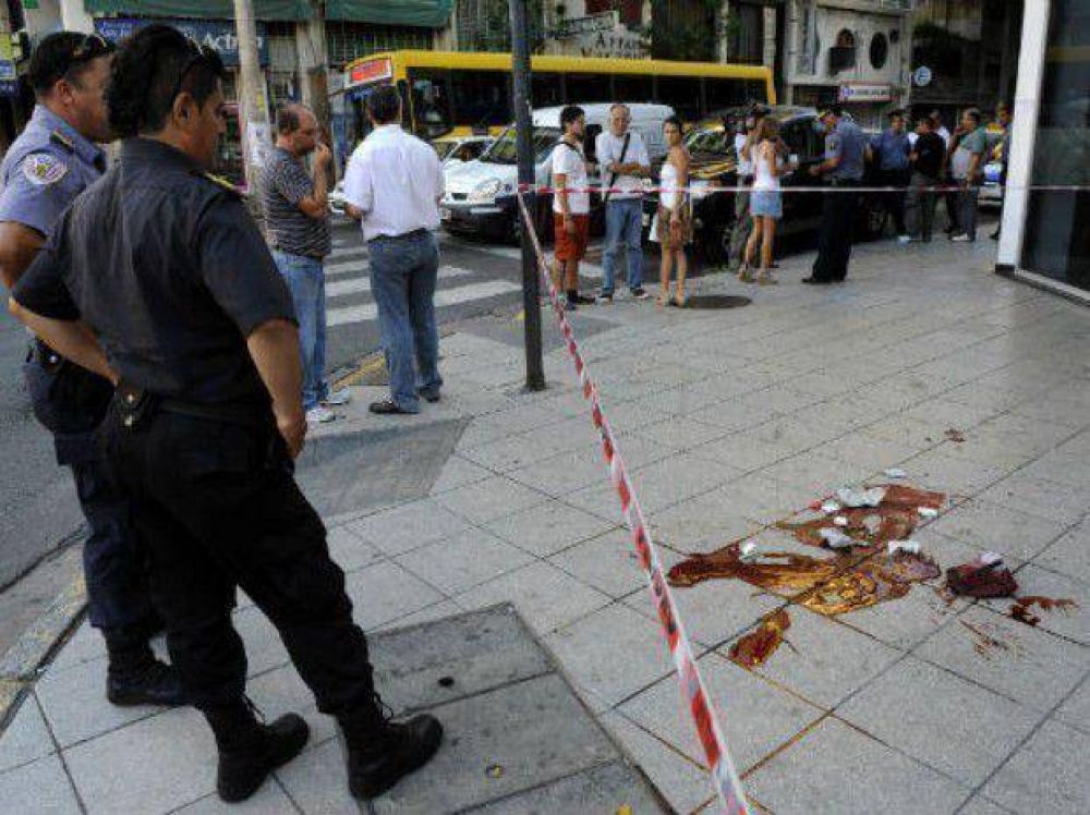 Asesinaron al "Quemadito" Rodr�guez de un tiro y frente a decenas de transe�ntes