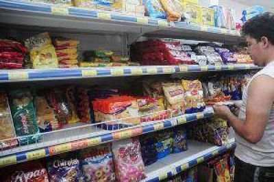 Los s�per locales afirman que ser� dif�cil para ellos congelar precios