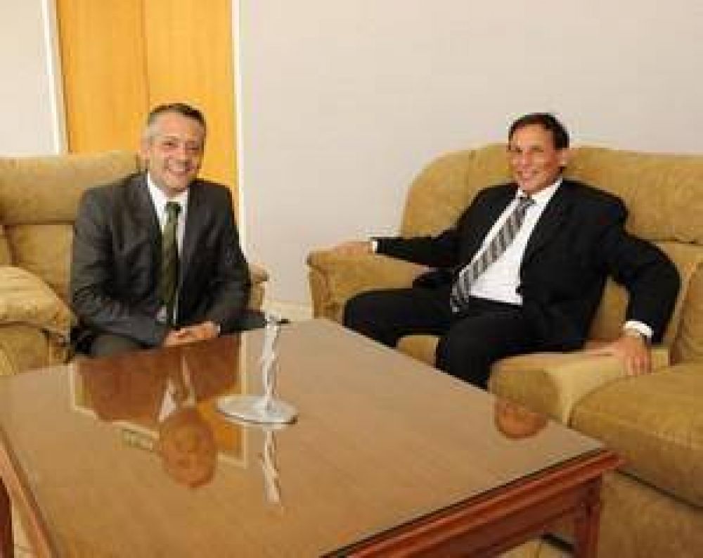 Funcionarios municipales y de Gobierno se reunir�n con ministros nacionales	